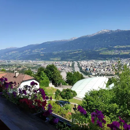 Alpendohle Apartment *