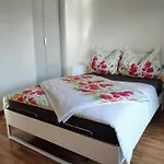 Alpendohle Apartman *