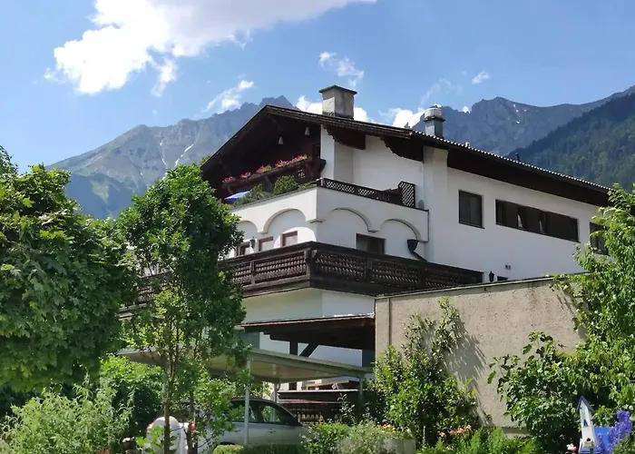 Апартаменти Alpendohle Інсбрук